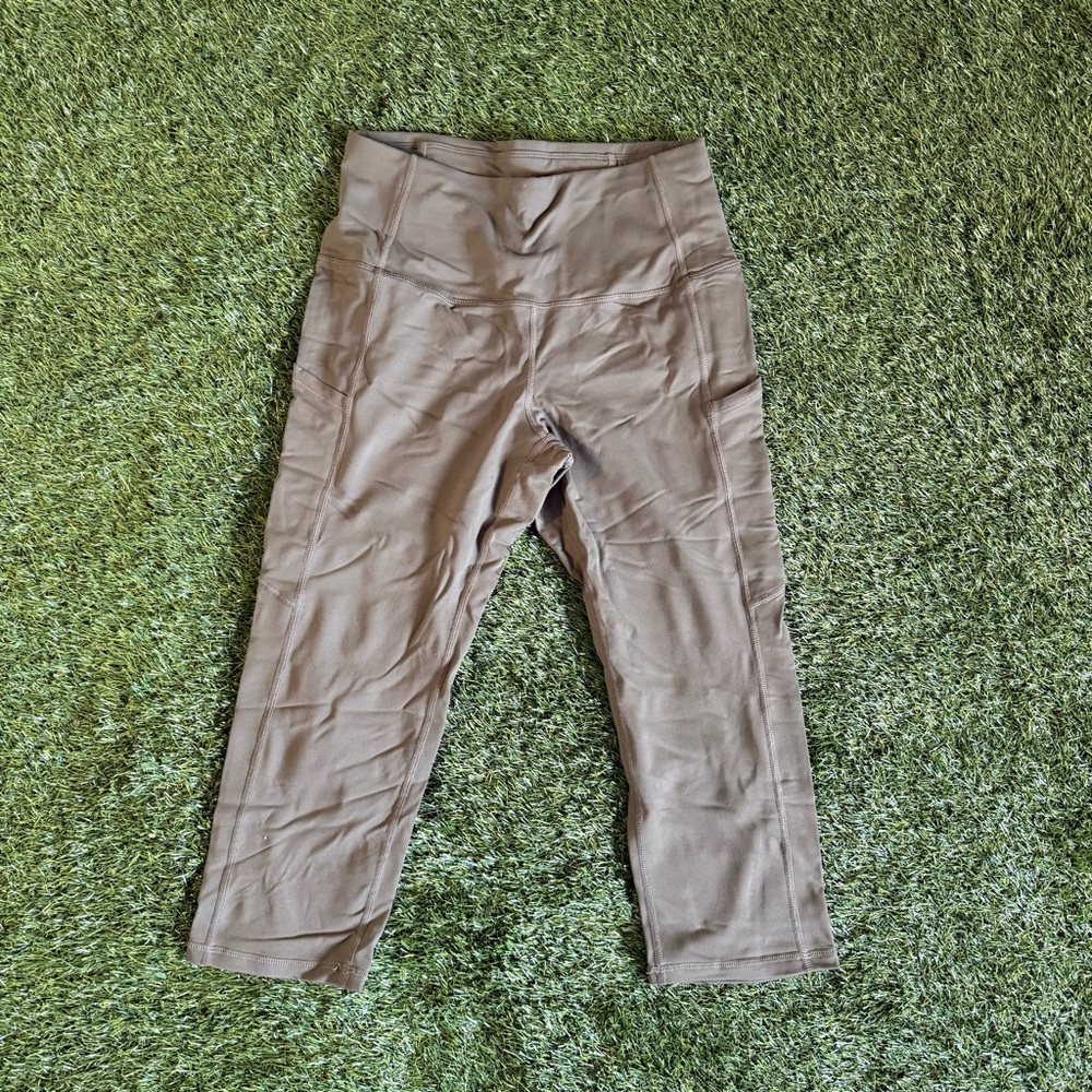 High-Waisted Grey Leggings